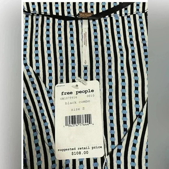 Free People Mix N’ Match V-Neck Boho Floral Oversized Kimono Top Size Small - Picture 13 of 13